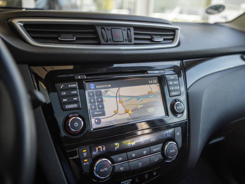Nissan Qashqai 1.2 115 dig-t n-connecta | panoramadak | trekhaak | navigati