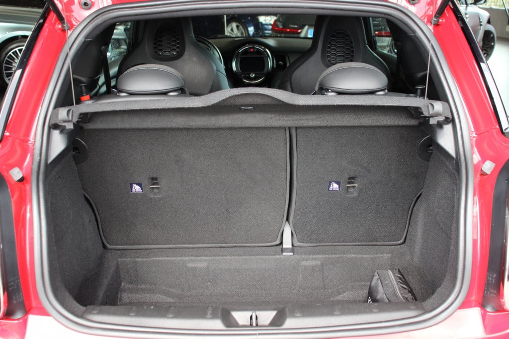 Mini Cooper mini 1.5 | john cooper works pakket | jcw stoelen | parkeersens