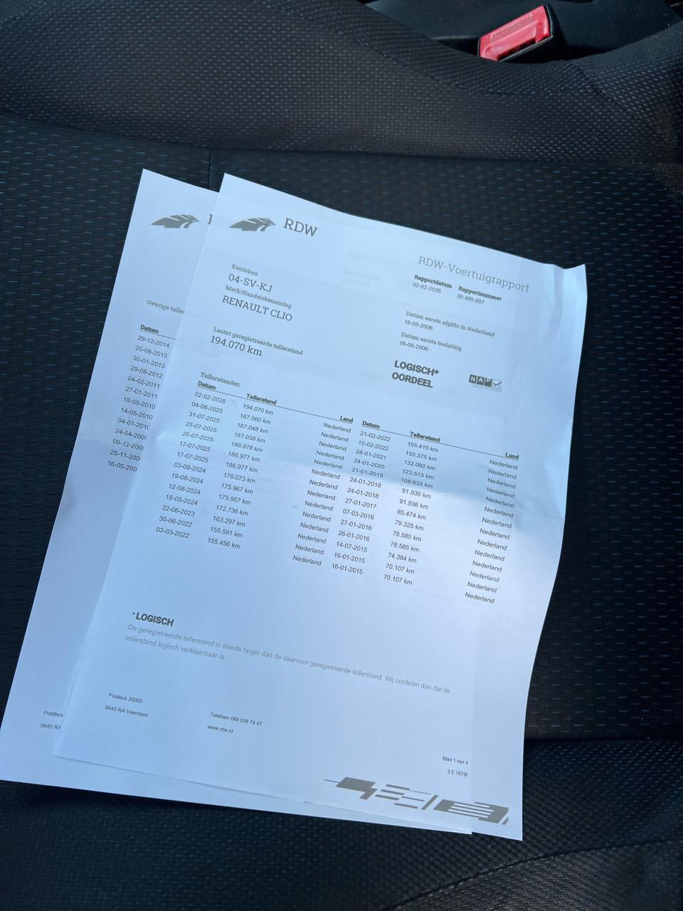 Renault Clio 1.4-16V Airco/ Cruise Jaar Apk