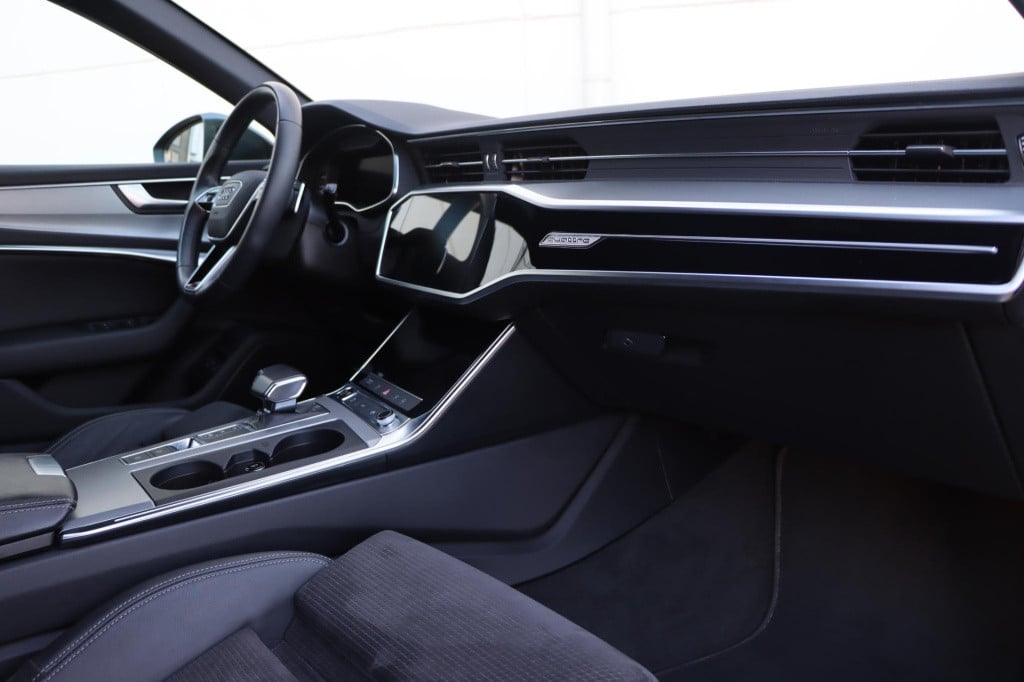 Audi A6 avant 50 tfsi e quattro s edition competition 300pk s-tronic
