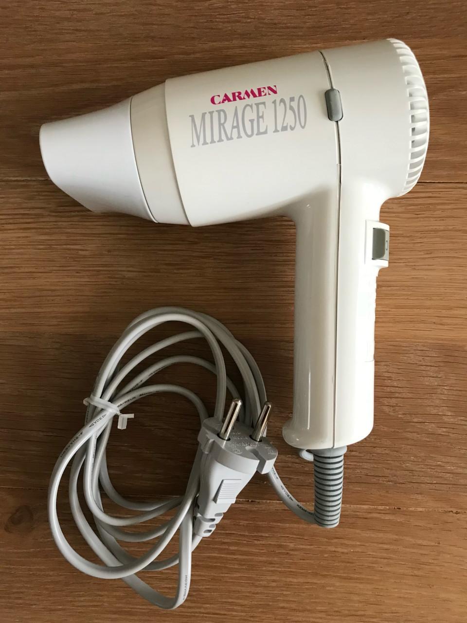Compacte reisföhn Carmen Mirage 1250