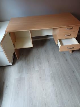 GRATIS Bureau