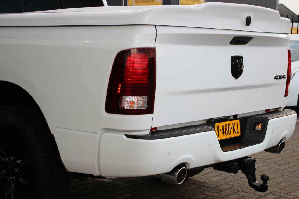 Dodge Ram 1500 5.7 v8 quad cab 6'4 | orig nl