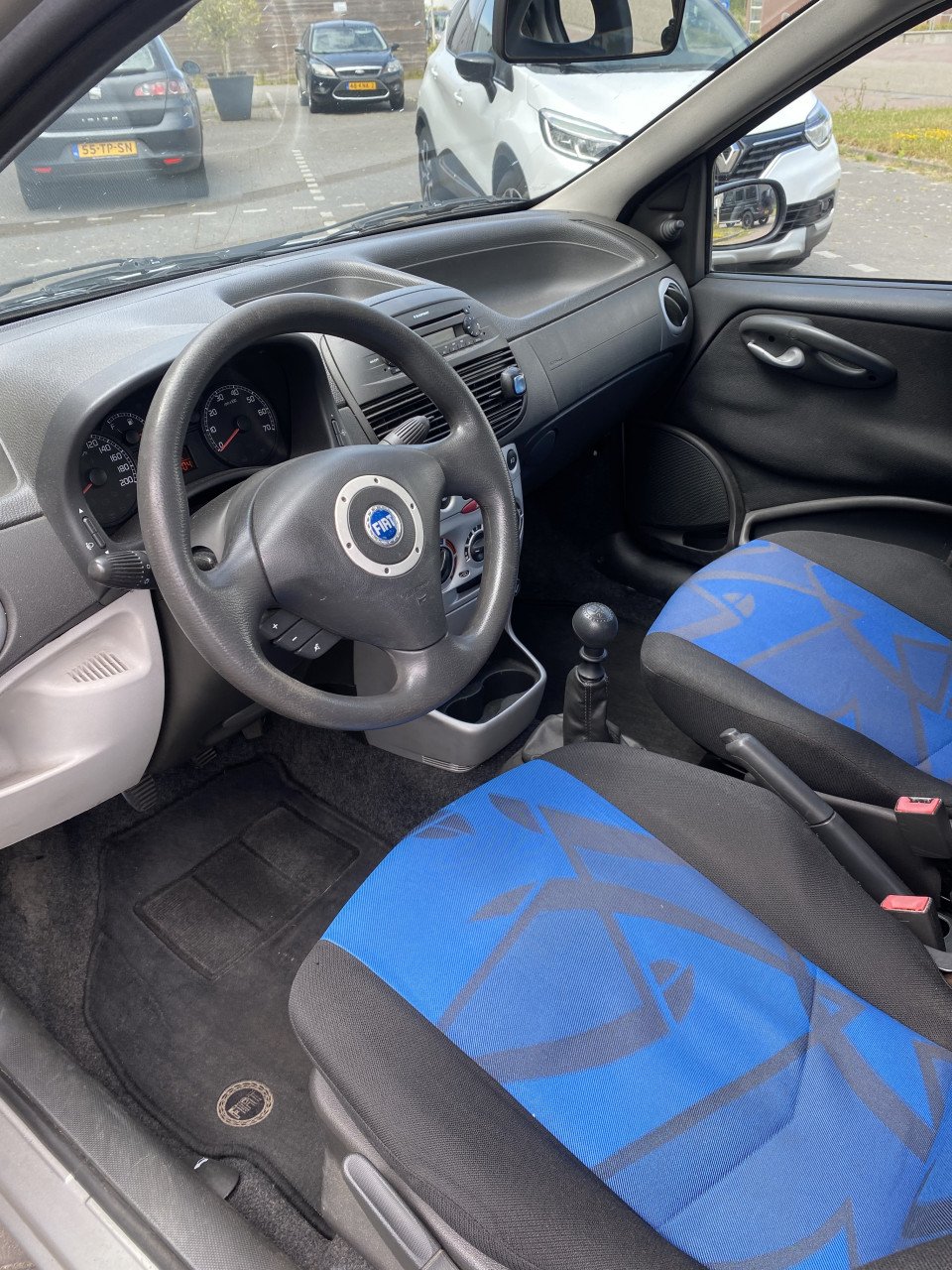 Fiat Punto 1.2 16V 3DR 2003 Grijs | NAP | NIEUWE APK!