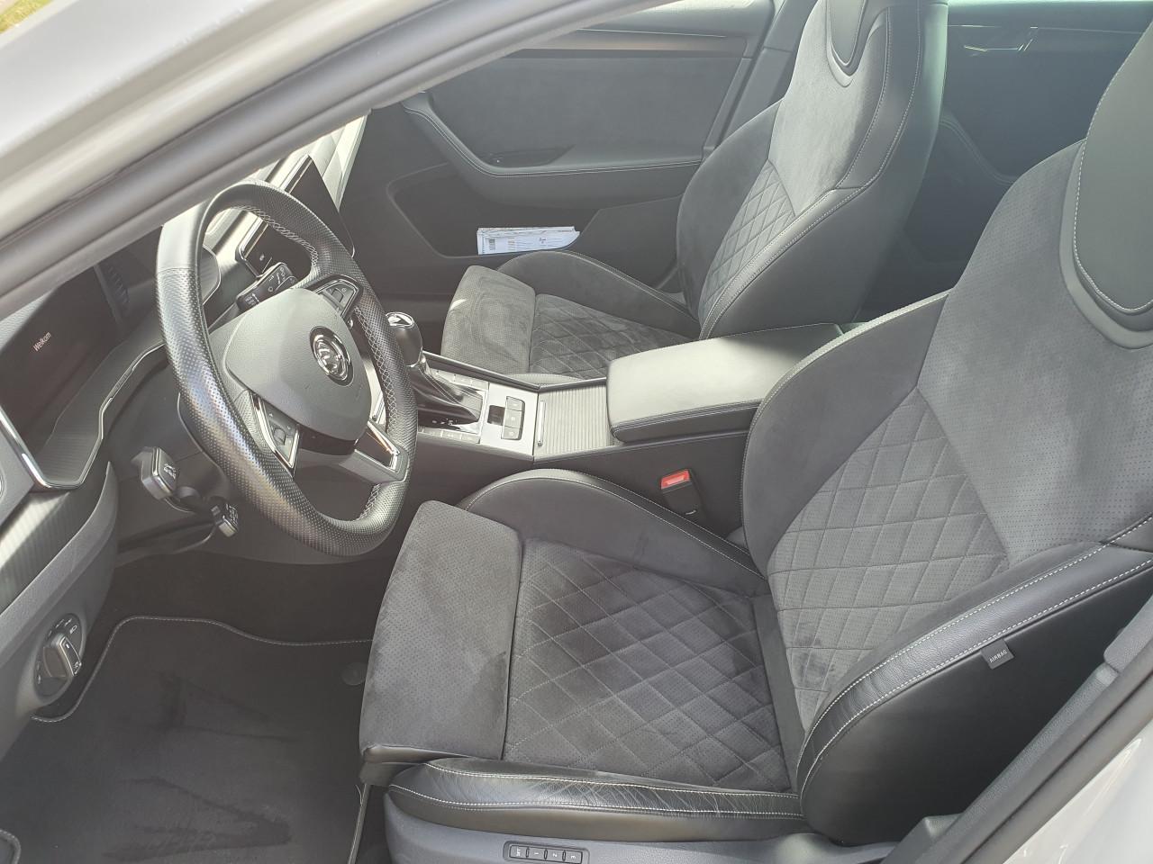 Skoda Superb combi 1.4 tsi iv sportline business