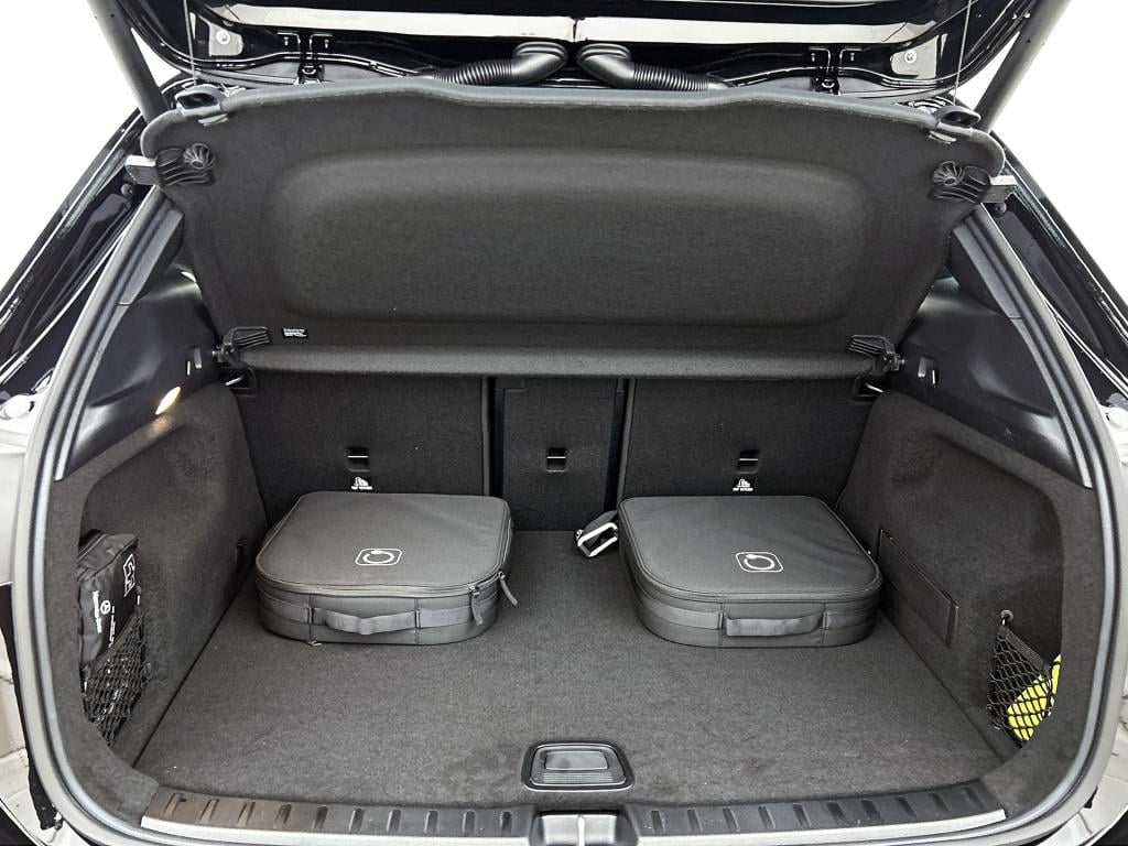 Mercedes-Benz Eqa 250+ business solution amg 71 kwh | nightpakket | panoram