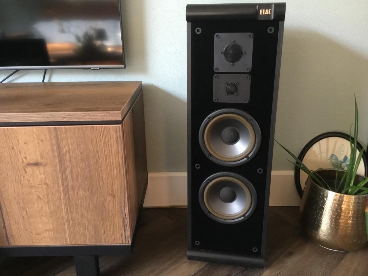 Elac luidsprekers
