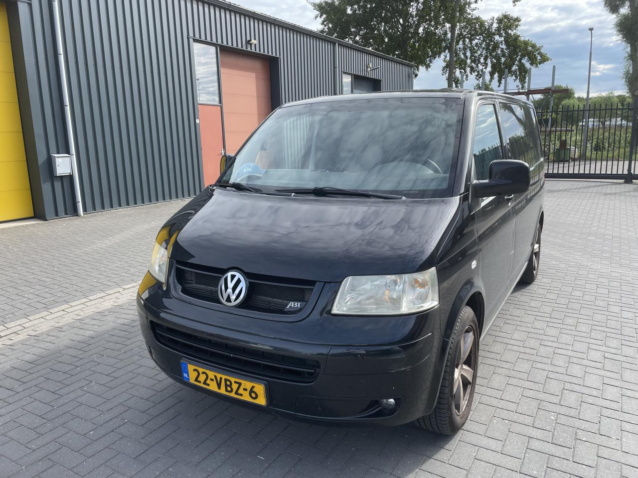 VW Transporter 2007 - 2,5l TDI/130pk - 277.500km