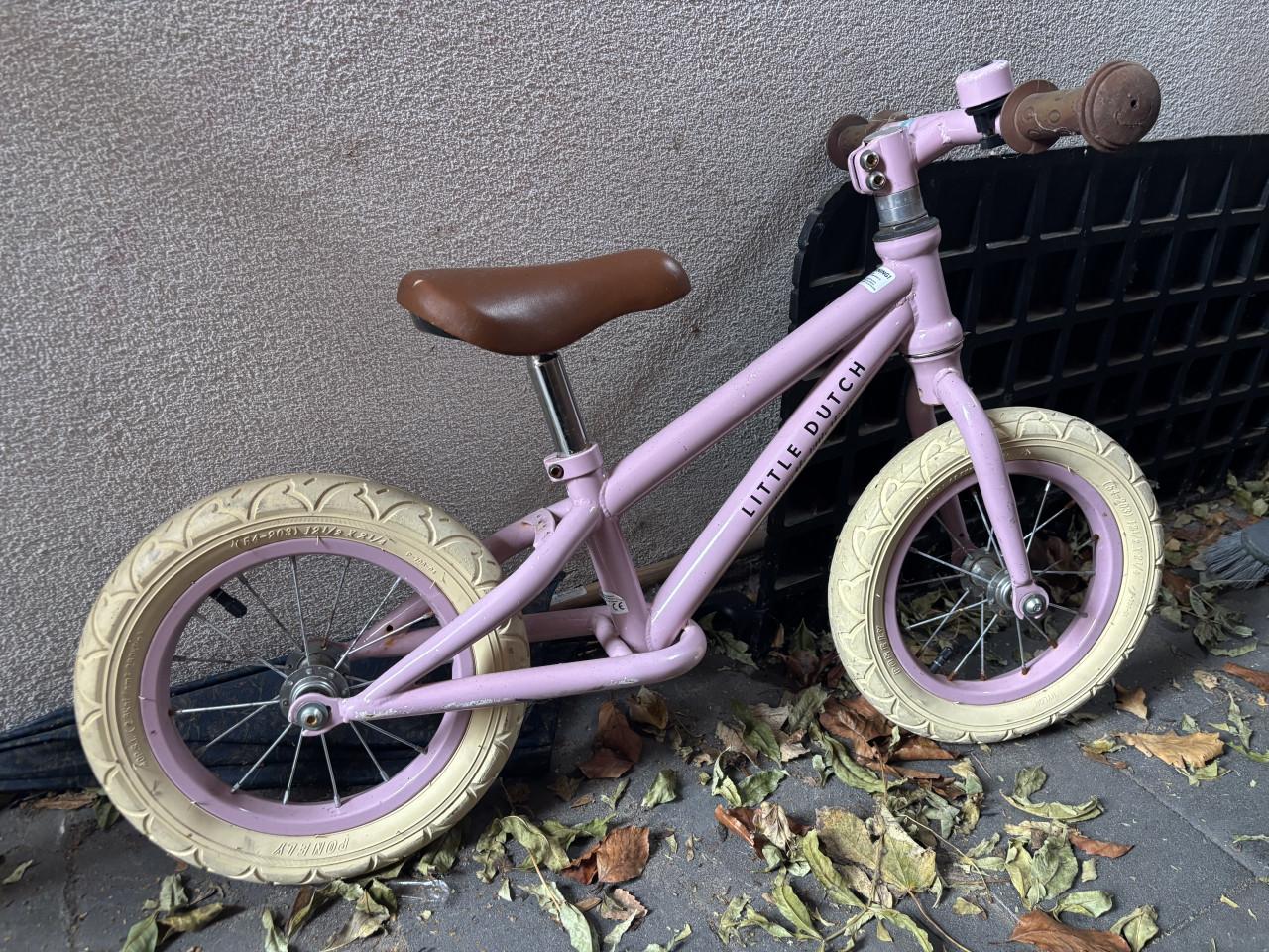 Kinder loop fiets meisje little dutch