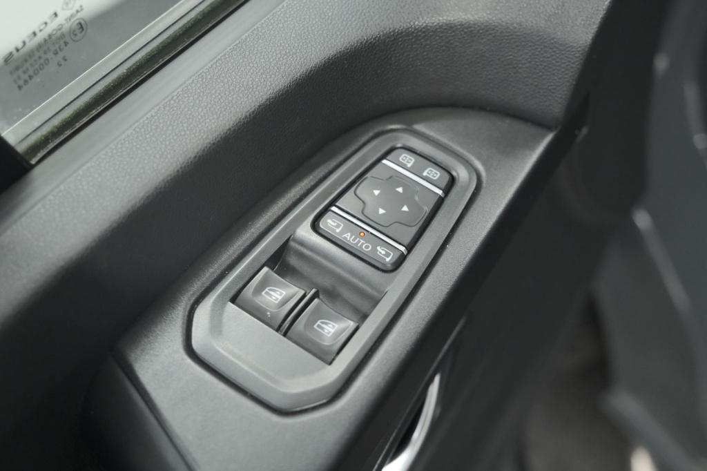 Renault Trafic 2.0 dci 110 t30 l2h1 work edition | trekhaak | camera | navi