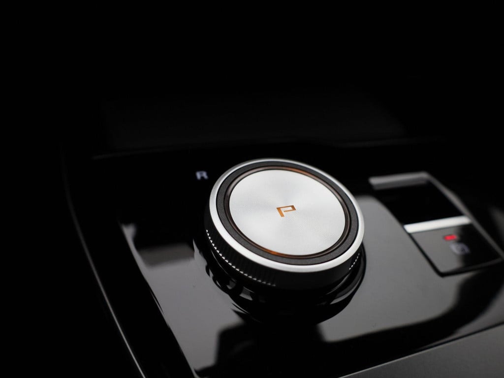 MG Mg4 64 kwh luxury | stoelverwarming | stuurverwarming | 360 camera | 435
