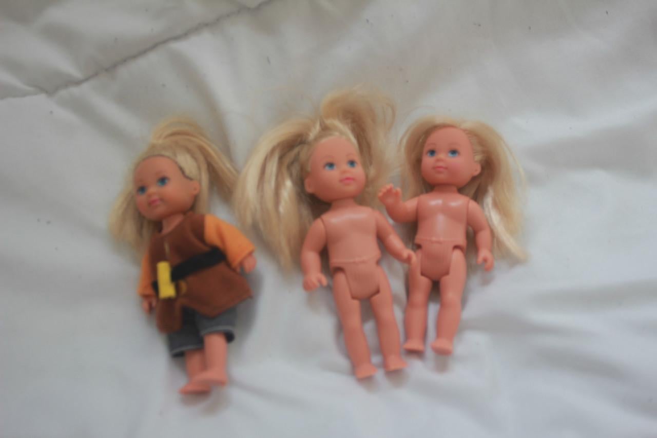 Poppen, popjes en paard uitzoeken á 1  euro p/foto