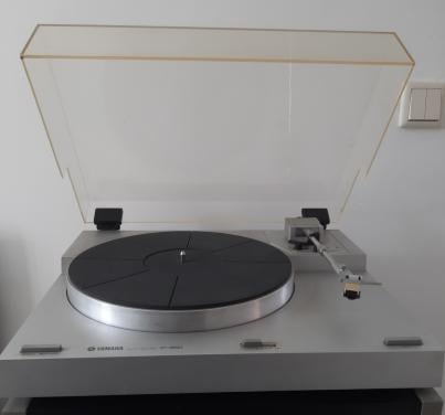 Yamaha P-350 platenspeler