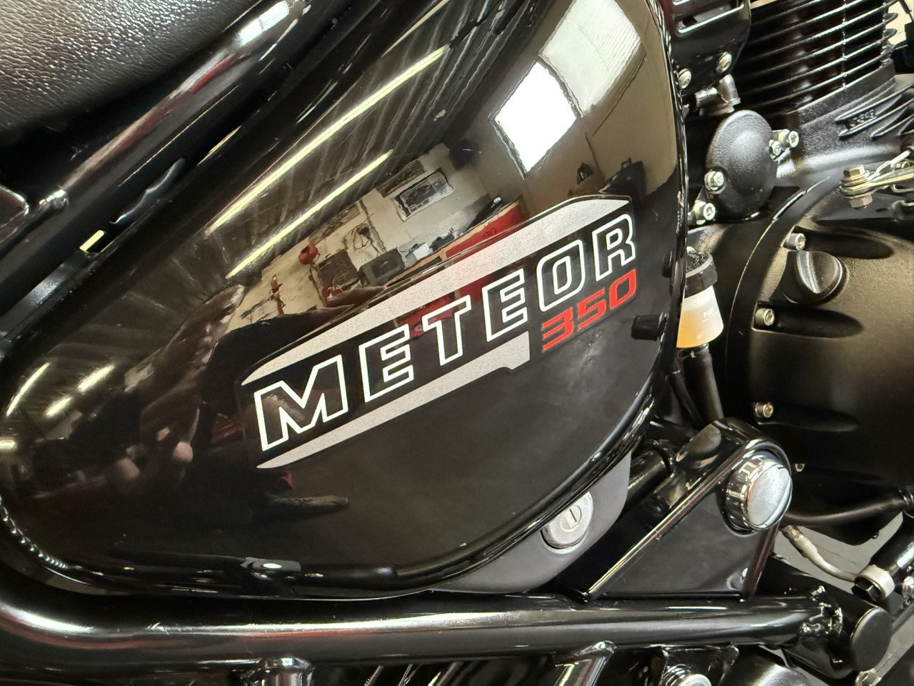 Gave en jonge Royal Enfield Meteor 350 slechts 1300km!