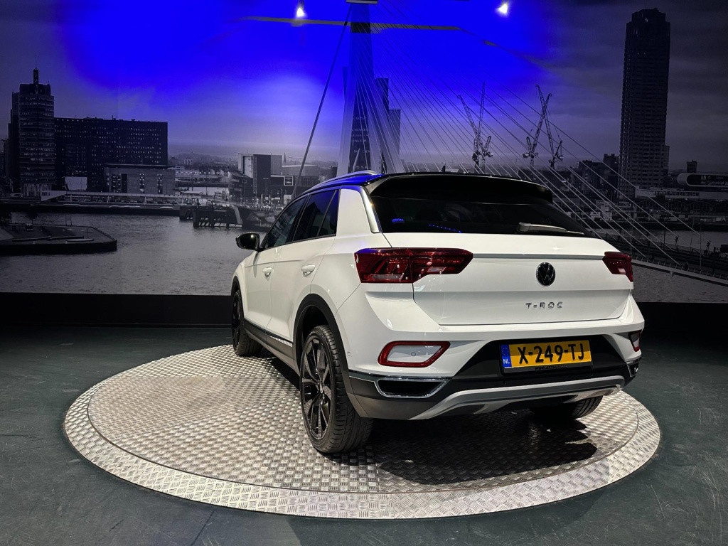 Volkswagen T-roc 1.5 tsi style *led*virtual*dab+*pdc v&a*trekhaak*navi*appc