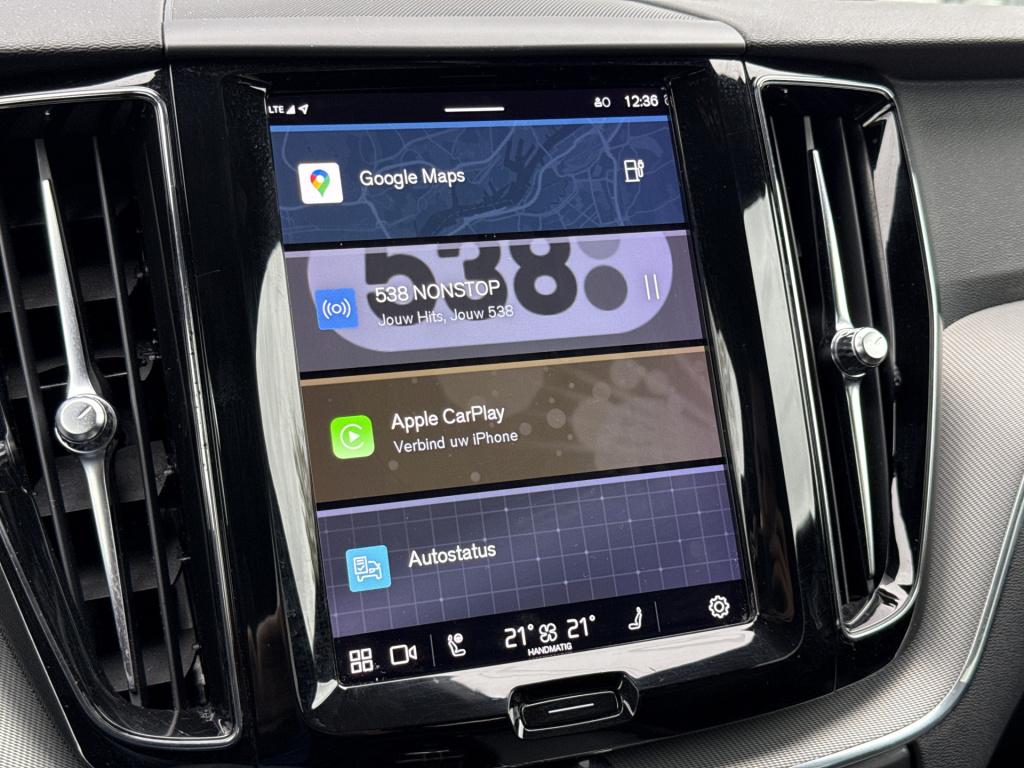 Volvo XC60 2.0 t6 plug-in hybrid awd plus dark r-design | pano | stoelverw.