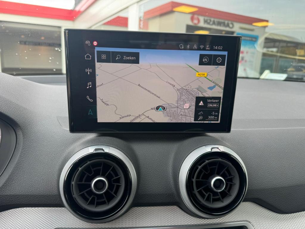 Audi Q2 35 tfsi s edition