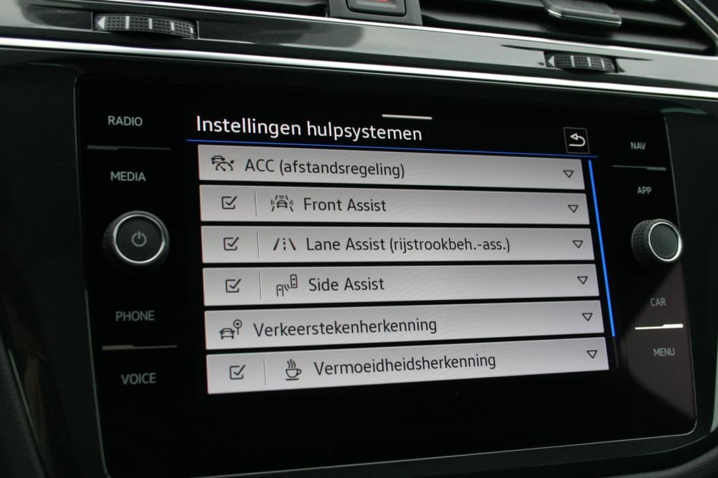 Volkswagen Tiguan 1.4 tsi ehybrid elegance