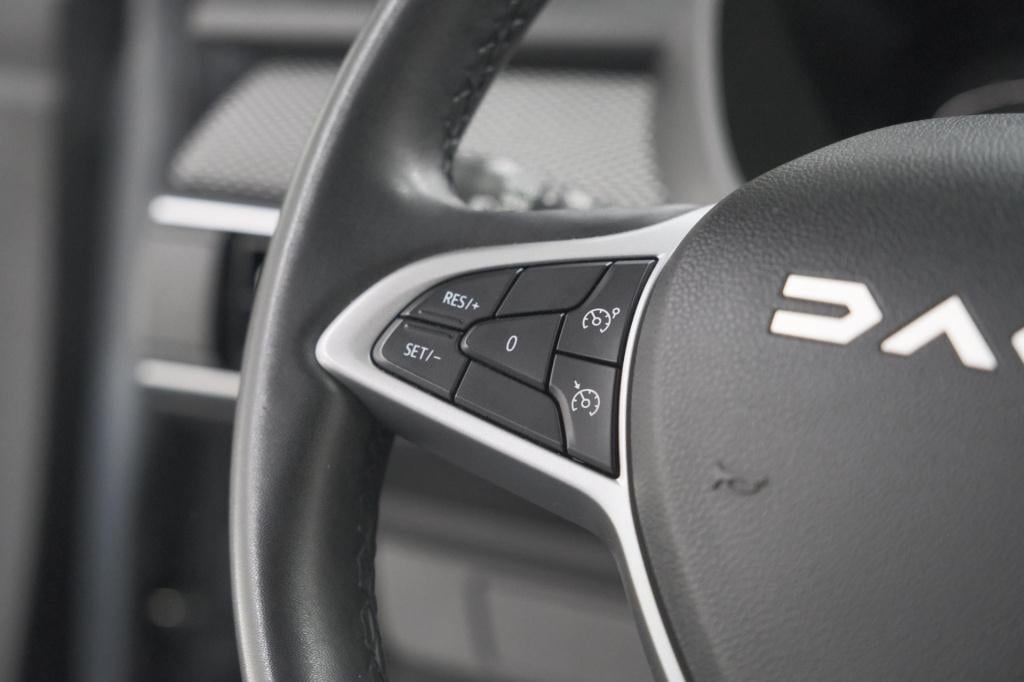 Dacia Jogger 1.6 hybrid 140 expression | 7 zitplaatsen | apple carplay | pa