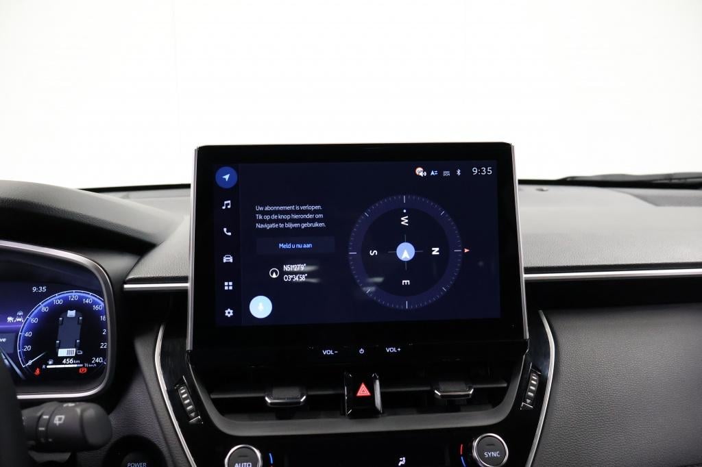 Toyota Corolla Cross hybrid 140 style