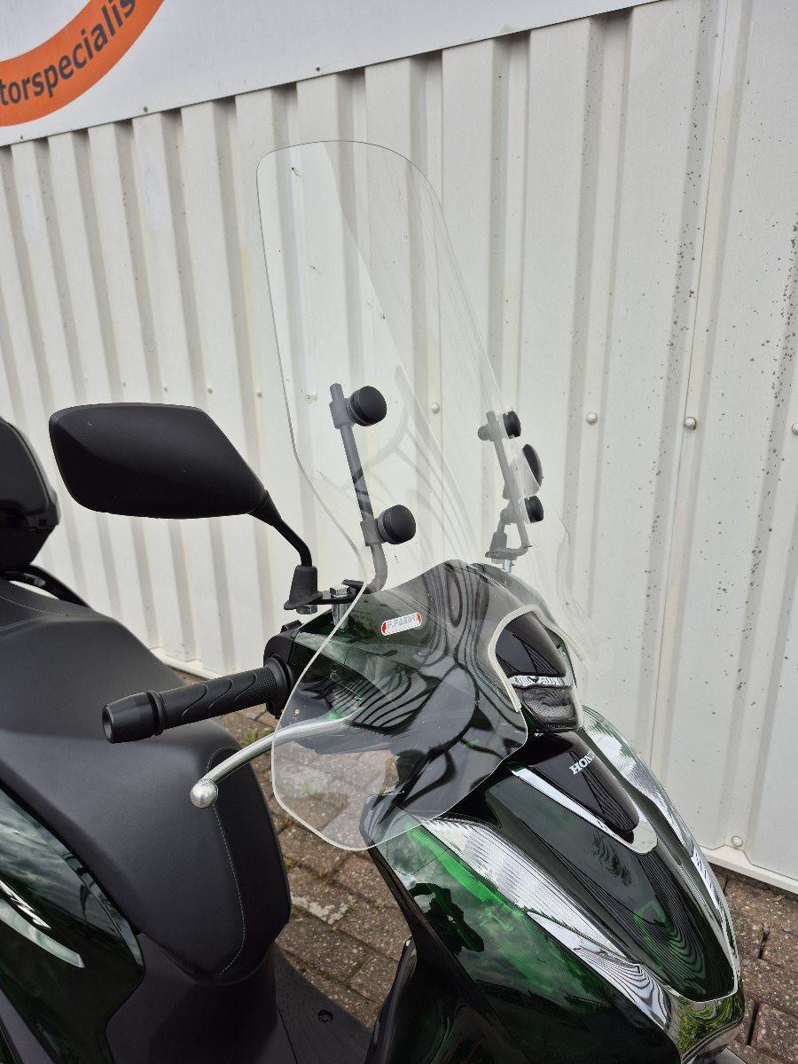 Honda SH125 Vetro motorscooter uit 2024