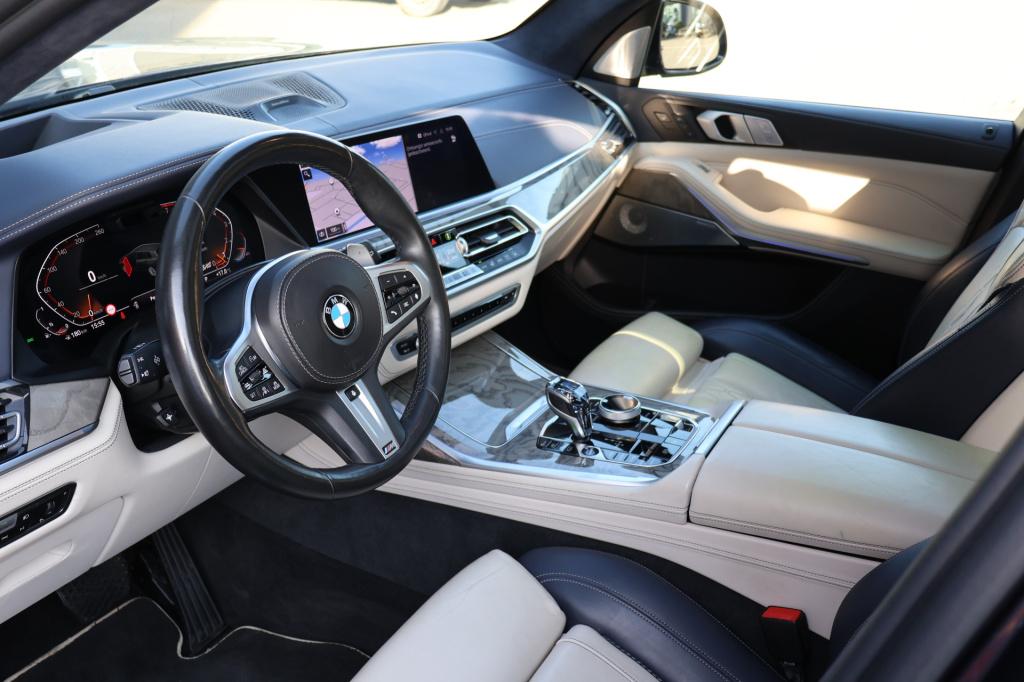 BMW X7 xdrive40i 6p. l 340 pk l panodak skylounge l laser l head-up l 3500 