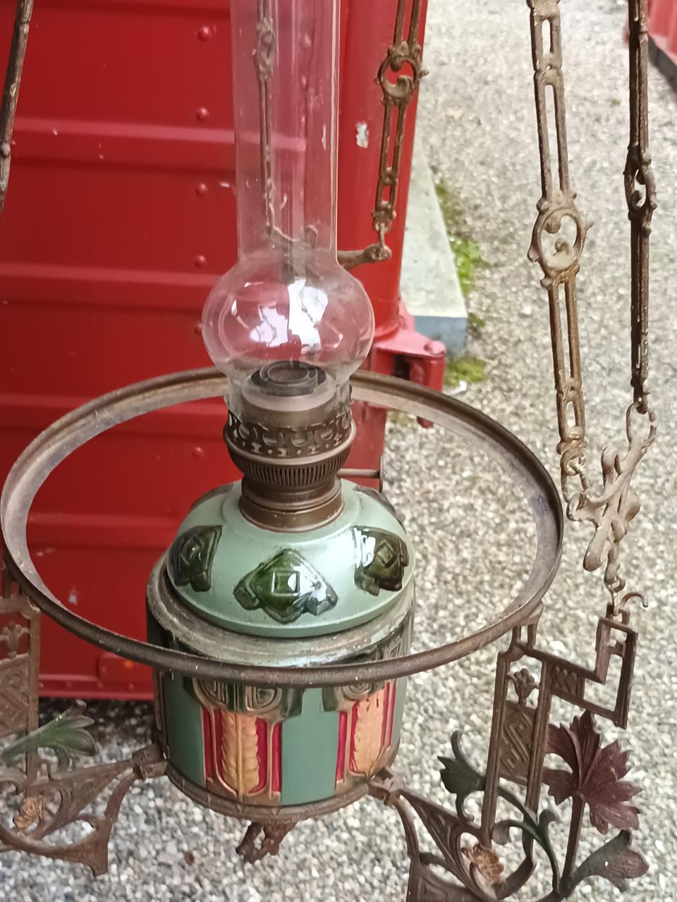 Antieke hangolielamp