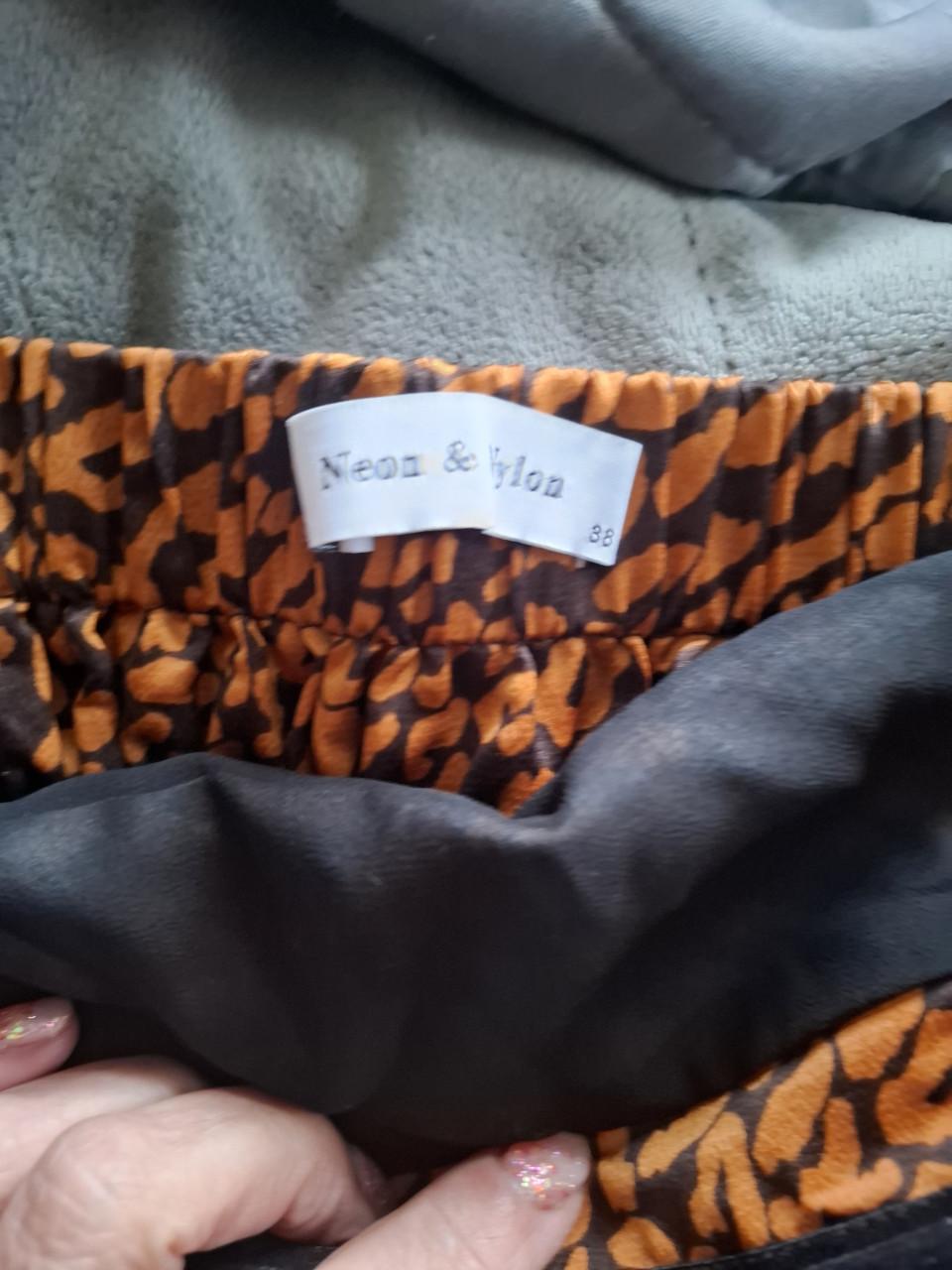 Merkkleding maat s-m/36-38