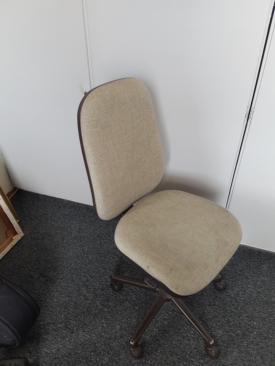 Bureau stoel , GRATIS OPHALEN.