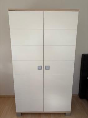Vroomshoop kast en commode / buro en kapstok