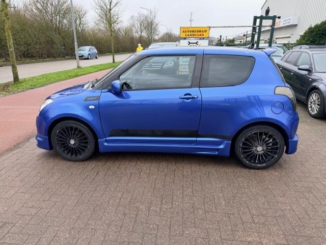Suzuki Swift 1.5 exclusive