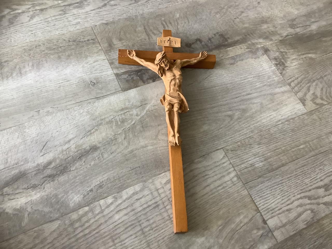Oude Crucifix - 45 cm