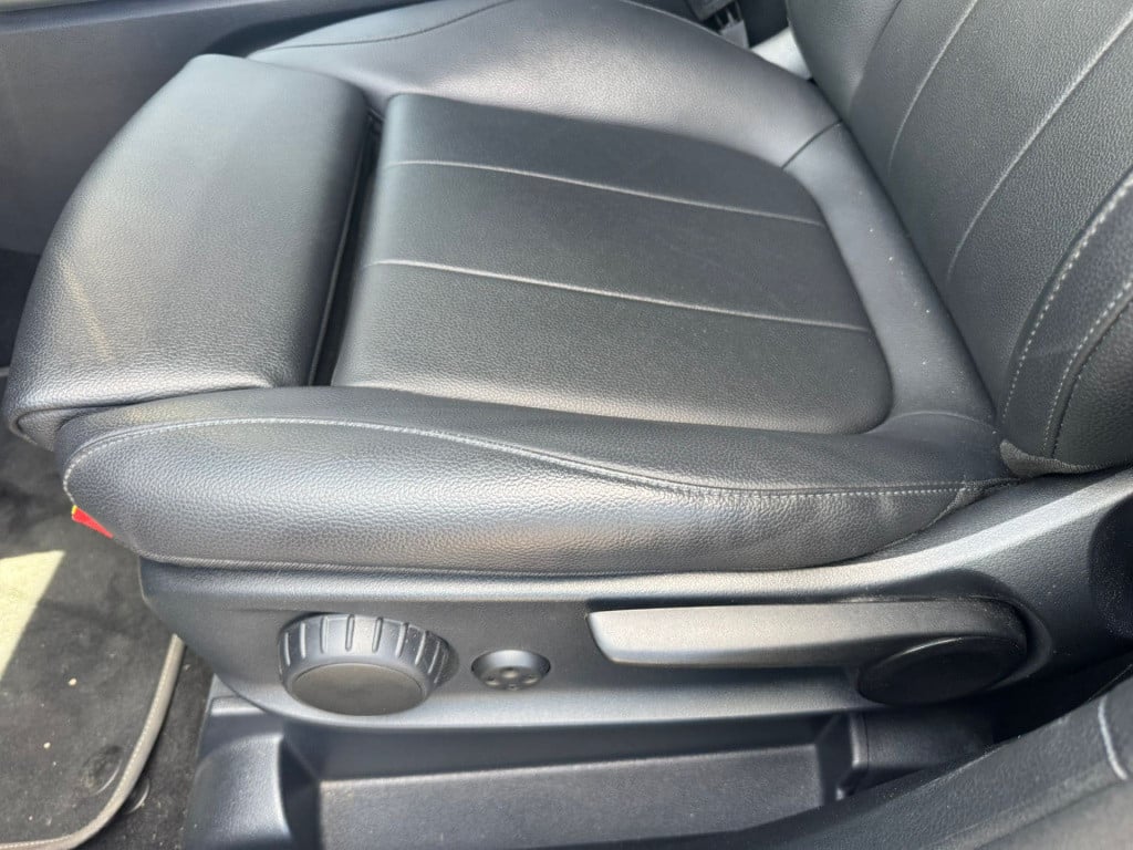 Mercedes-Benz Gla-klasse 250 e business solution luxury limited