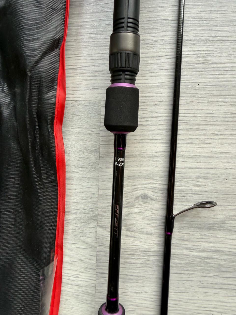 Complete vissers set : 6 hengels , 11 Molens & toebehoren