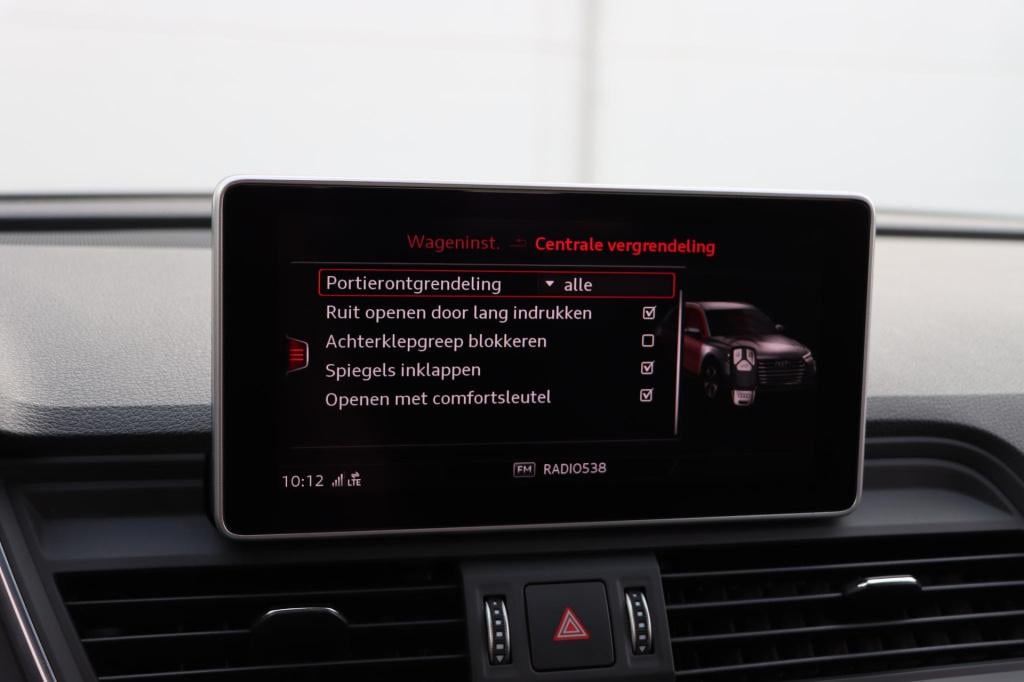 Audi Q5 50 tfsie quattro s-line edition competition 300pk s-tronic | soh 92