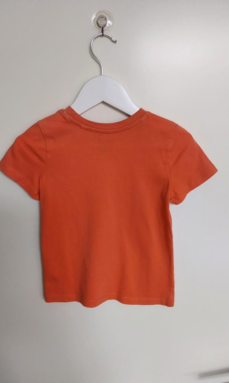 T-shirt van het merk C&A in maat 104