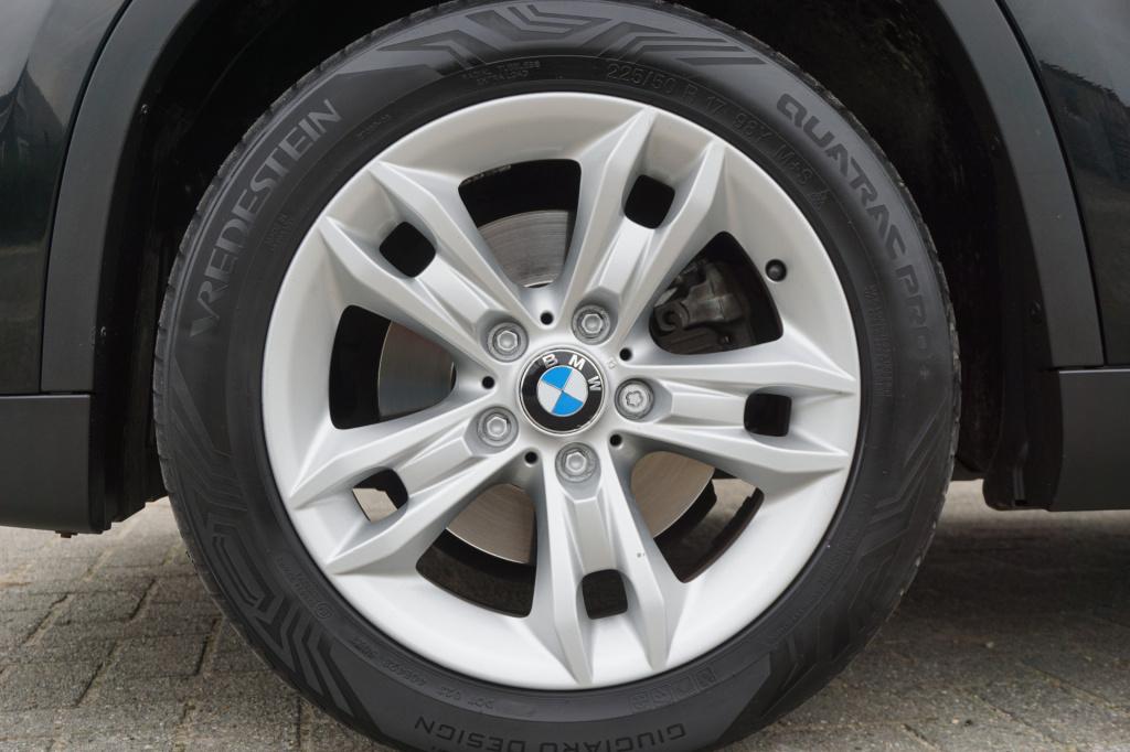 BMW X1 xdrive20d executive automaat - climate / navi / cruise / leder / sto