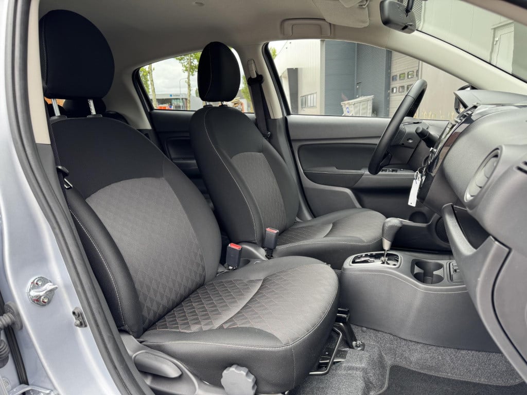 Mitsubishi Space Star 1.2 dynamic automaat | camera | apple carplay/android
