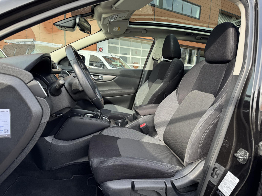 Nissan Qashqai 1.2 n-connecta design pack
