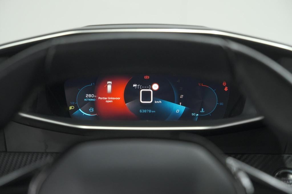 Peugeot 2008 puretech 130 allure pack | trekhaak | adaptieve cruise control