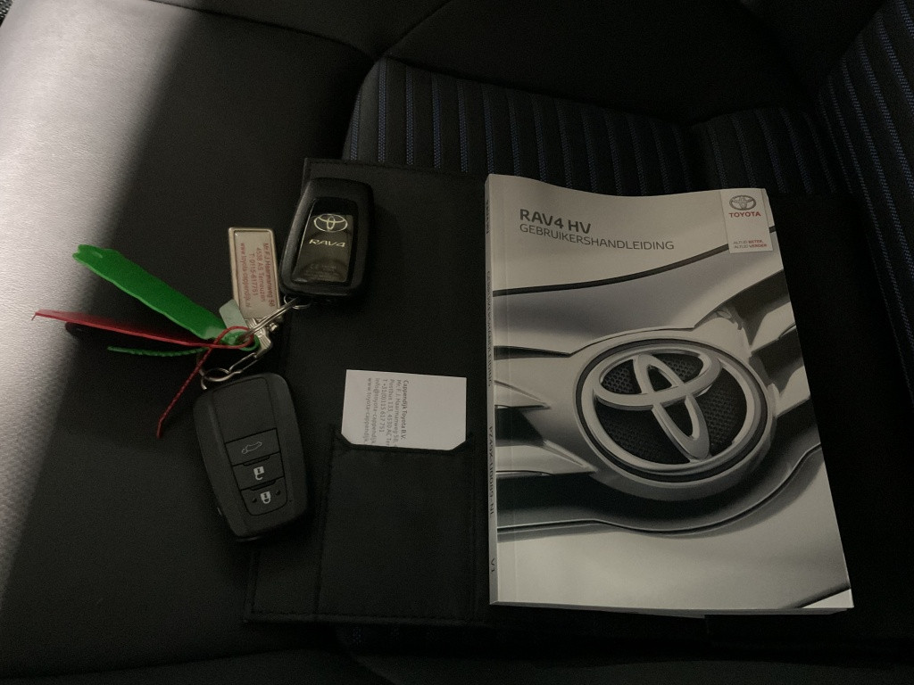 Toyota Rav4 2.5 hybrid awd bi-tone | innovatie pakket |