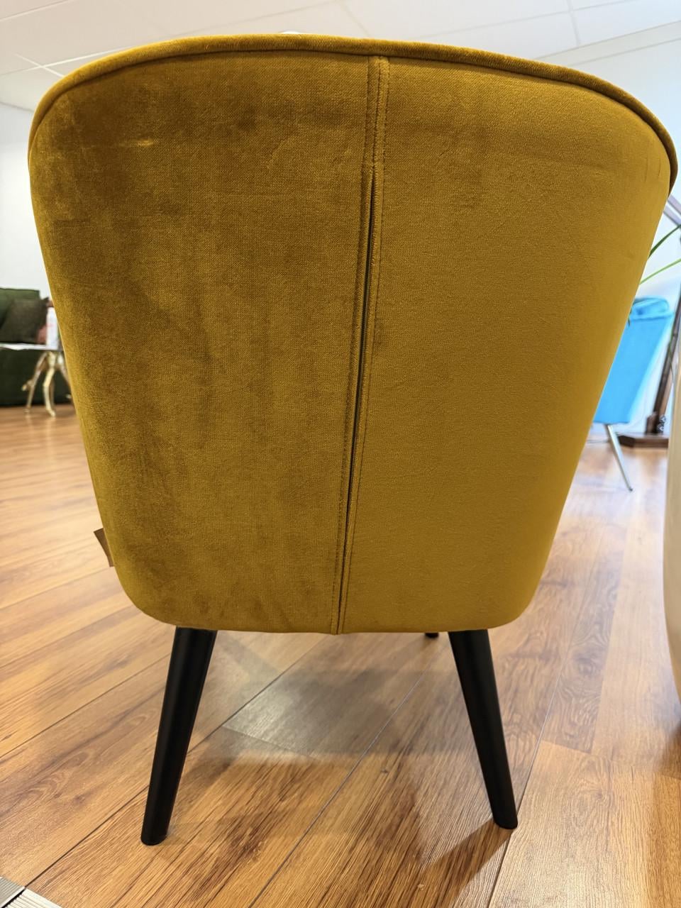 Velvet fauteuil okergeel/mosterdgeel – design – ZGAN