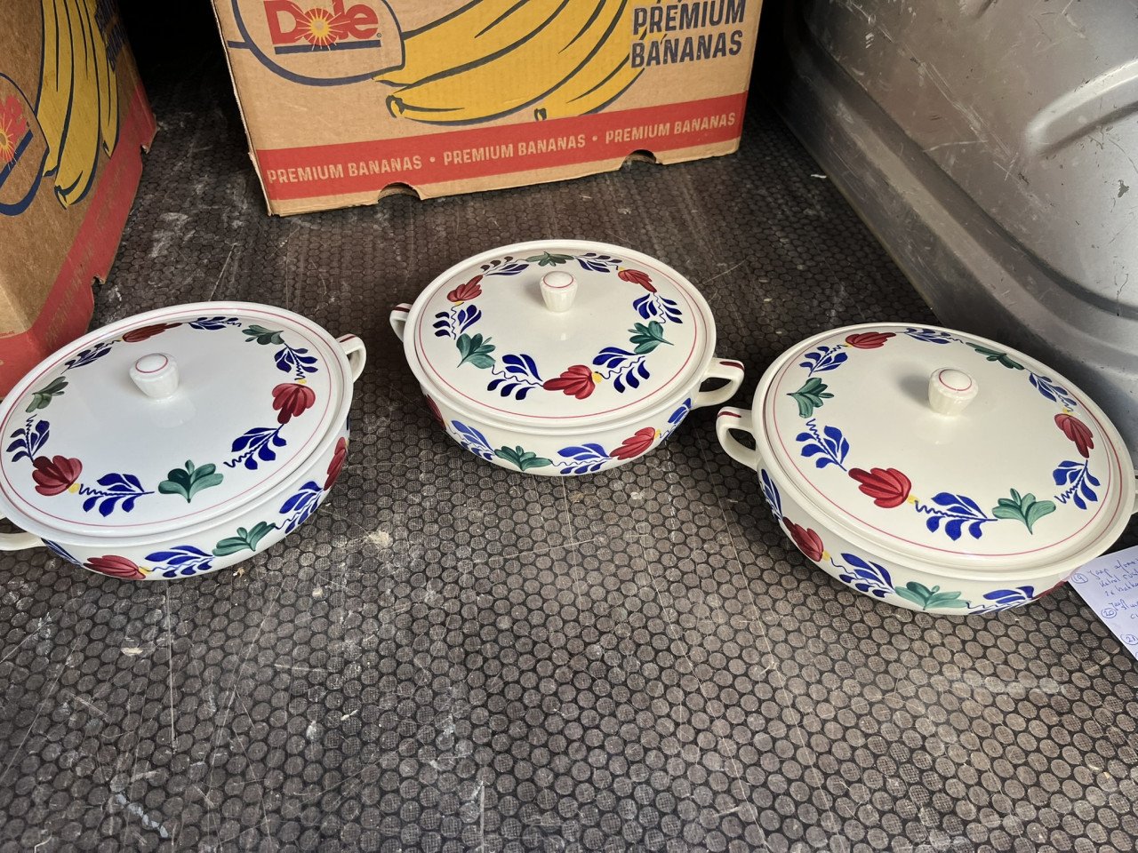 Boerenbont dekschalen en sauskommen
