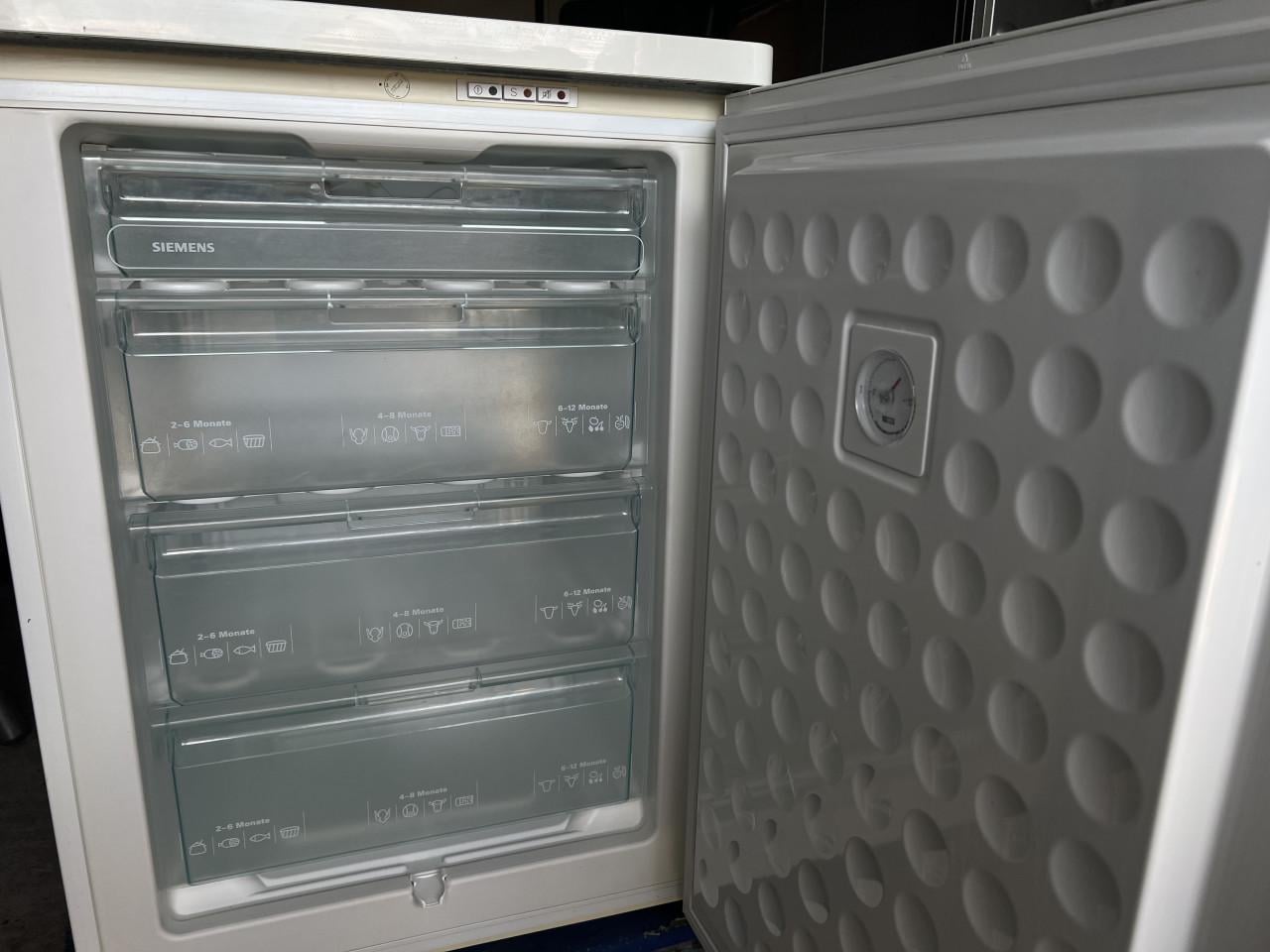 Siemens vrieskast/Vriezer 85x60 cm. 120 liter energieklasse A
