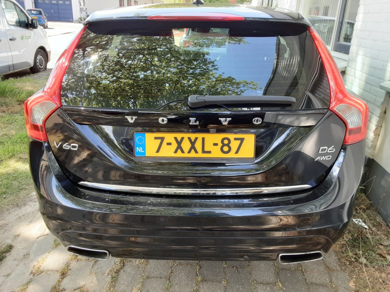 Volvo V60 2.4 D6 AWD Plug-In Hybrid Summum Automaat