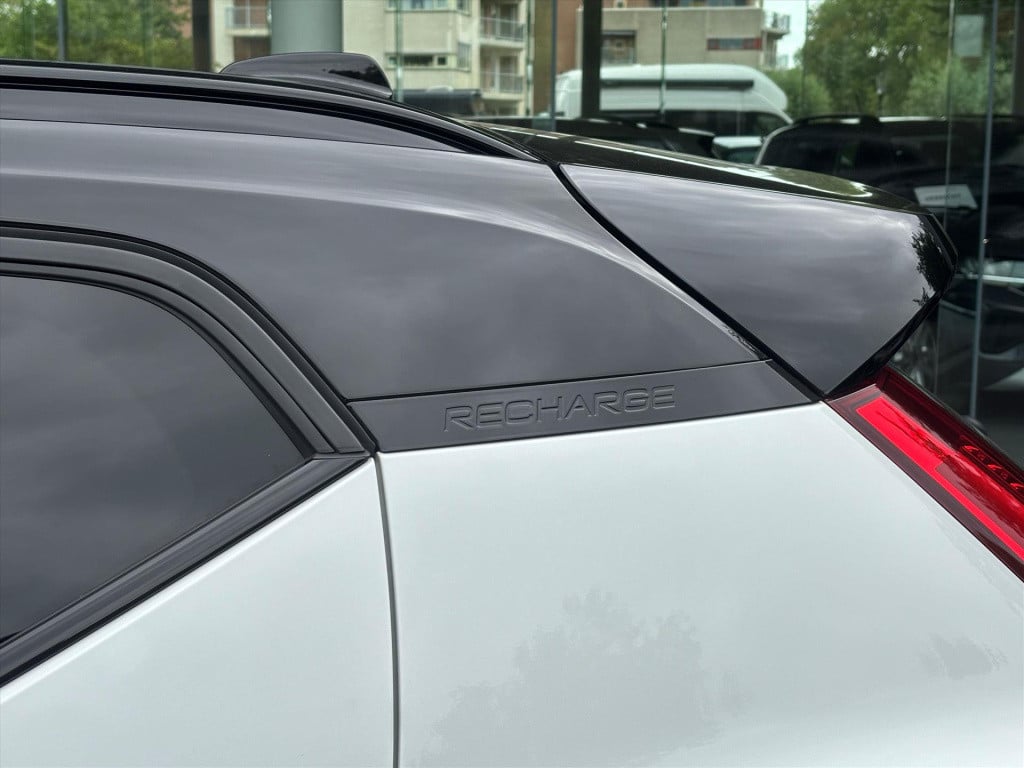 Volvo XC40 1.5 t4 211pk r-design|trekhaak|carplay|navi|21