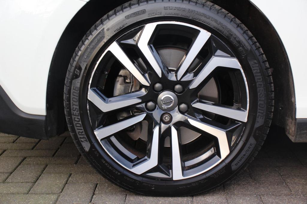 Volvo V40 cross country 2.0 t5 awd summum h&k - full options - panoramadak 