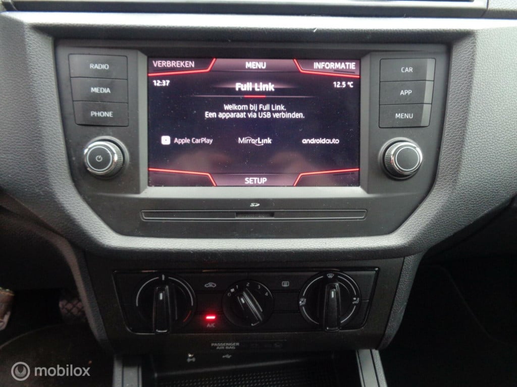 Seat Arona 1.0 tsi reference/airco/lm velgen/carplay/1st eig/slechts 79000k