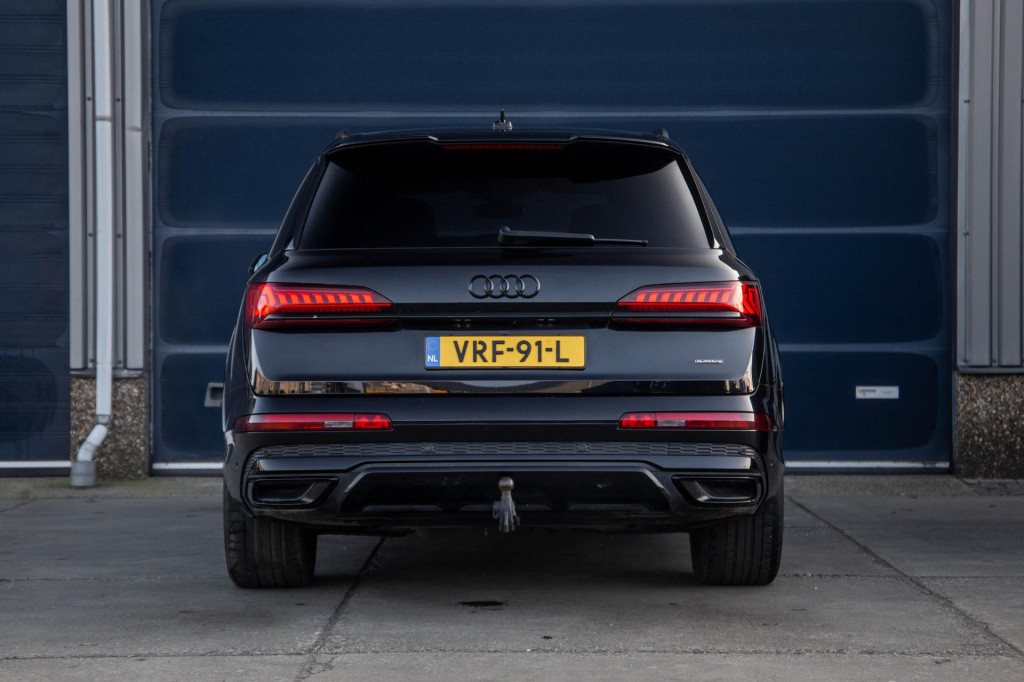 Audi Q7 sq7 s-line grijs kenteken 3x s-line / 360 camera / adaptive cruise 