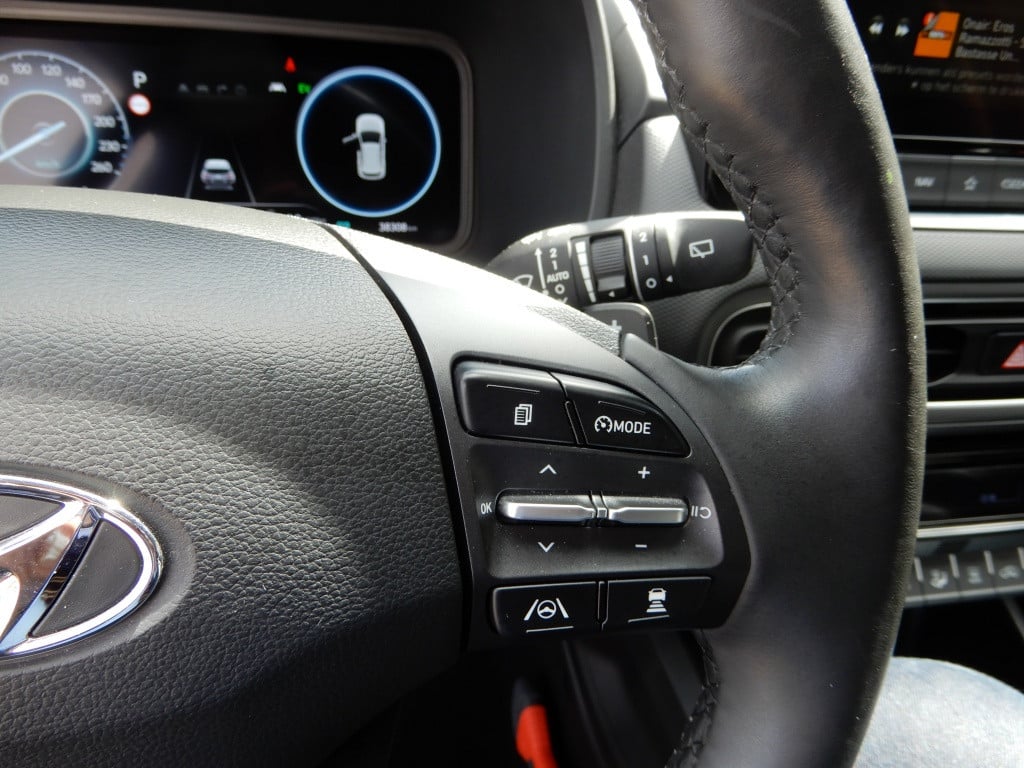 Hyundai Kona 1.6 gdi hev premium | 1e eig. | nl auto |